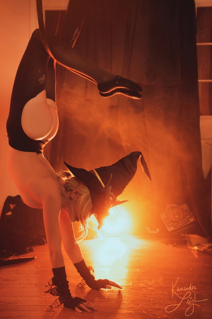 Continuation of the post Mercy by Cassandra Leigh - 18+, The photo, PHOTOSESSION, Cosplay, Cosplayers, Erotic lingerie, Booty, Boobs, Erotic, Games, Overwatch, Overwatch 2, Mercy, Longpost, Reply to post, NSFW, Kassandra Leigh