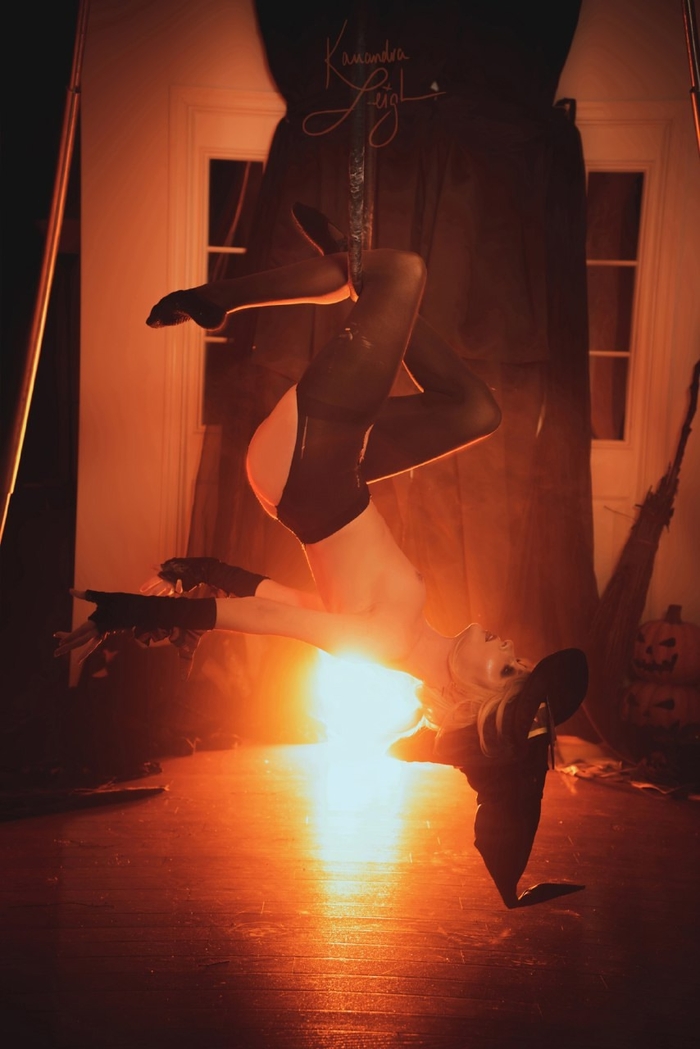 Continuation of the post Mercy by Cassandra Leigh - 18+, The photo, PHOTOSESSION, Cosplay, Cosplayers, Erotic lingerie, Booty, Boobs, Erotic, Games, Overwatch, Overwatch 2, Mercy, Longpost, Reply to post, NSFW, Kassandra Leigh