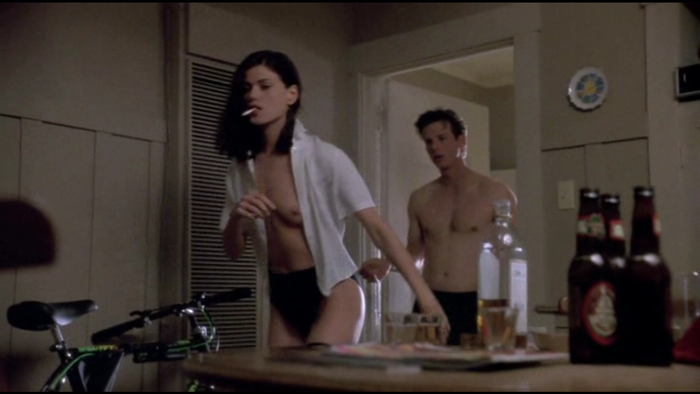 Boobs in The Last Seduction (1994) - 18+, Boobs, Movies, Thriller, Drama, Melodrama, Crime, 90th, Films of the 90s, 1994, Longpost, NSFW