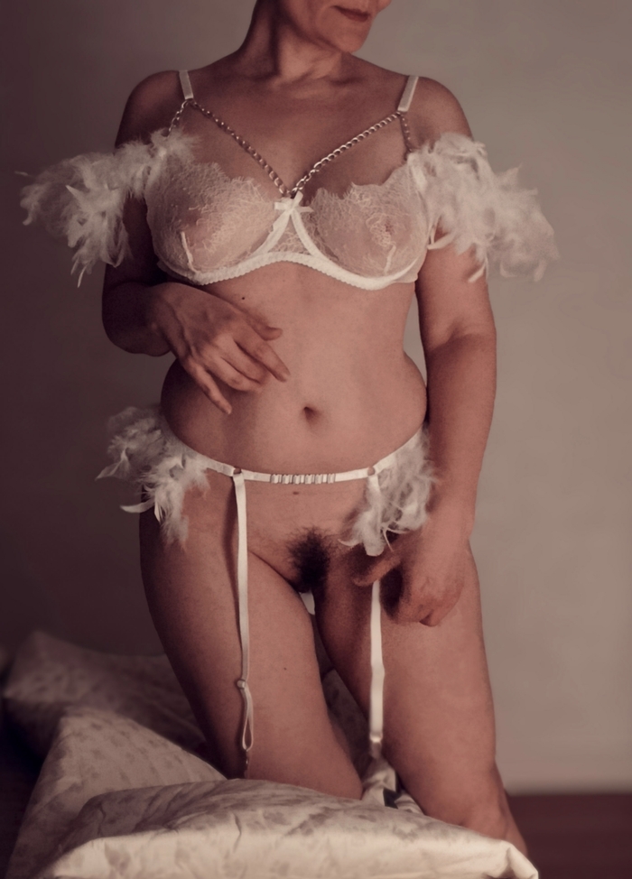 Nudes Wednesday - Series I show but I dont sell, 18+, My, Photo on sneaker, Sarcasm, Homemade, Erotic, Miracle in feathers, Underwear, Pubes, Lace, No face, Not serious, Hardened, No panties, Bottomless, NSFW